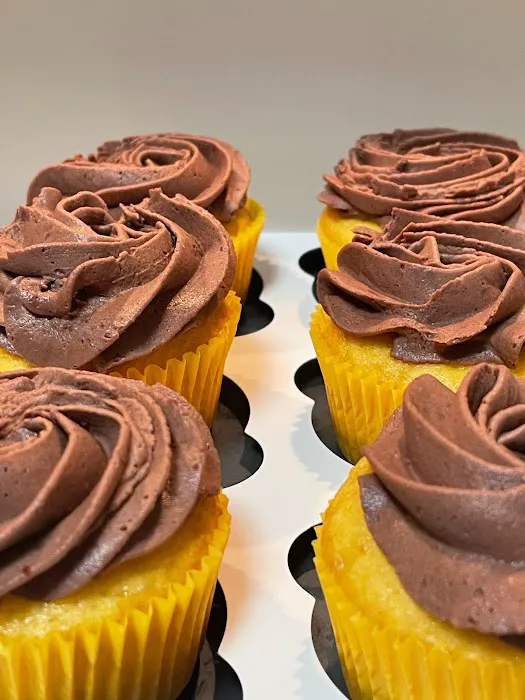 Amy’s Custom Cupcakes ( NOT A STORE FRONT) Picture 8