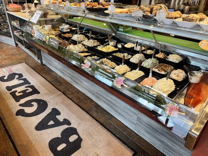 Cresskill Hot Bagels Picture 2