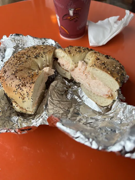 Cresskill Hot Bagels Picture 4