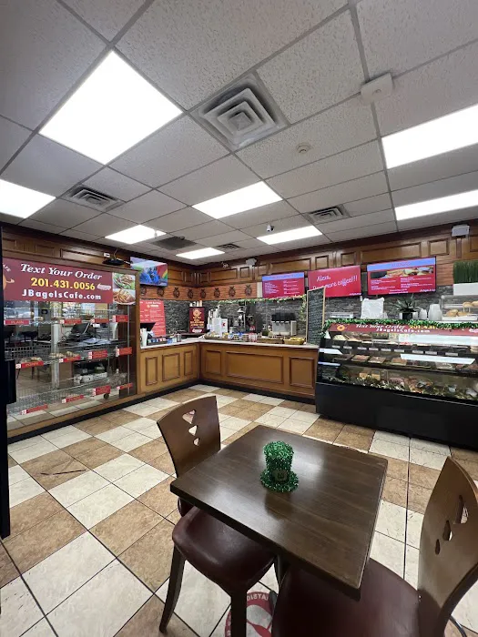 J'S BAGELS & CAFE Picture 8