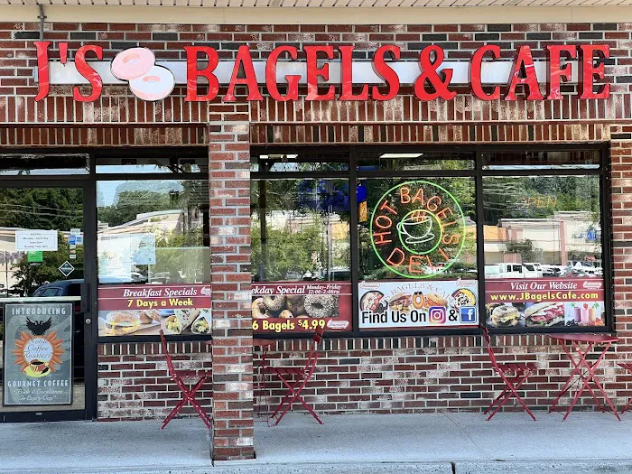 J'S BAGELS & CAFE Picture 10