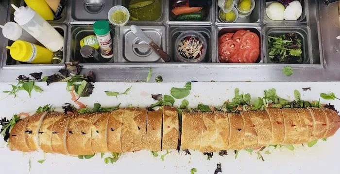 J'S BAGELS & CAFE Picture 2