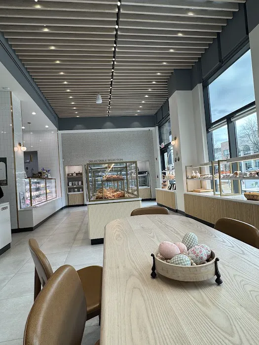 Tous les Jours Bakery Cafe Picture 9