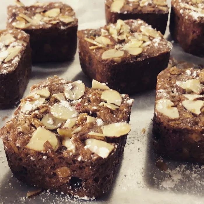 The Good Blondie Picture 2