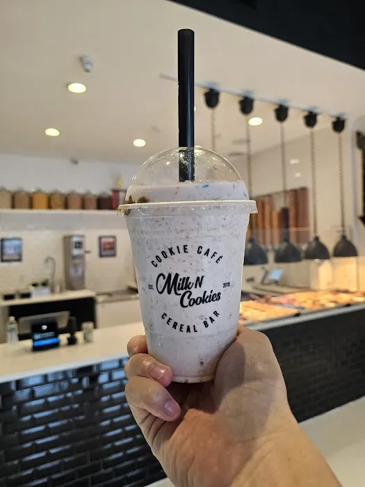 Milk N Cookies - Cookie Café & Cereal Bar Picture 2