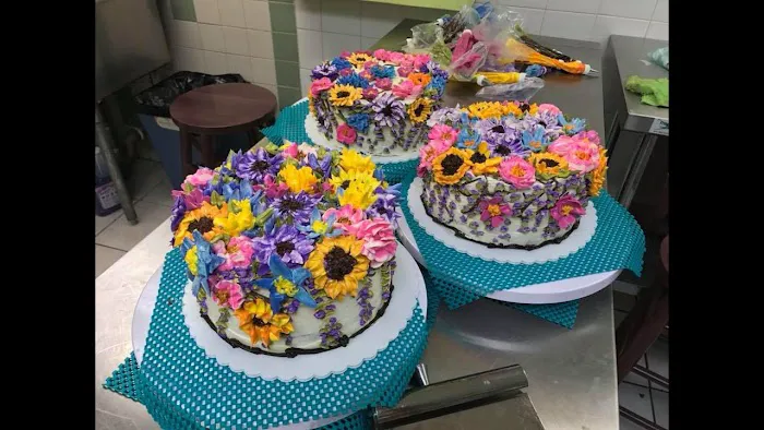 Panaderia y Cafe La Chapincita Picture 7