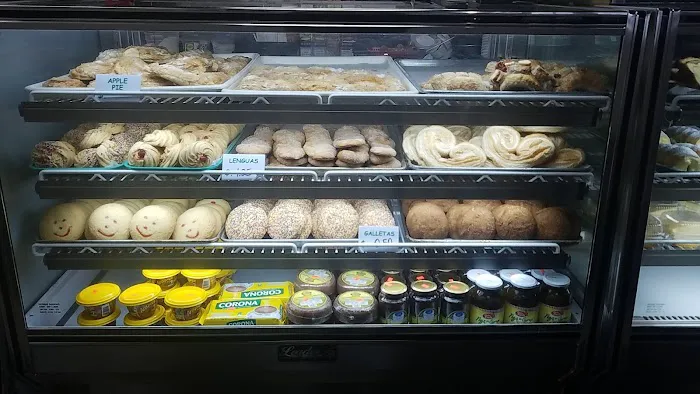 Girasol Bakery Picture 2