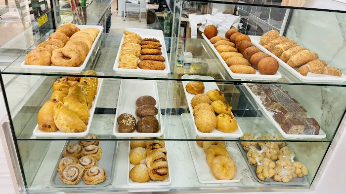 Colombian Restaurant La Dulce Bakery Picture 5