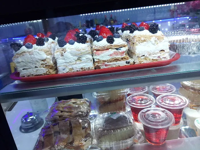 Colombian Restaurant La Dulce Bakery Picture 10