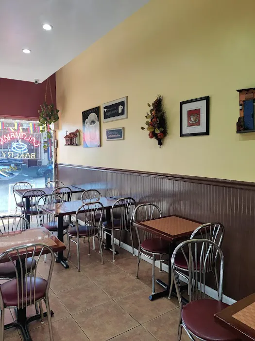 El Cafetal Bakery Picture 4