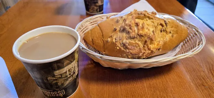 Tajadas Bakery & Restaurant Picture 1