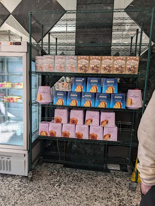 Russo Bakery Picture 6