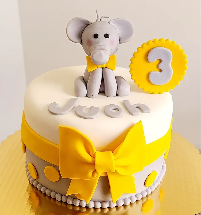 Sweet Kandy's Cakes Picture 3