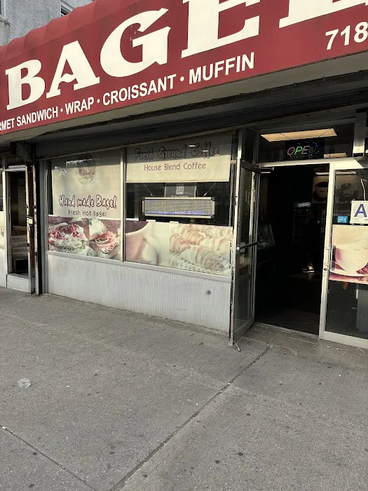 Wow Bagel Picture 4