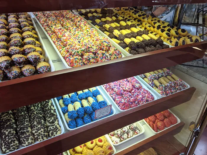 Grimaldi Bakery Picture 4