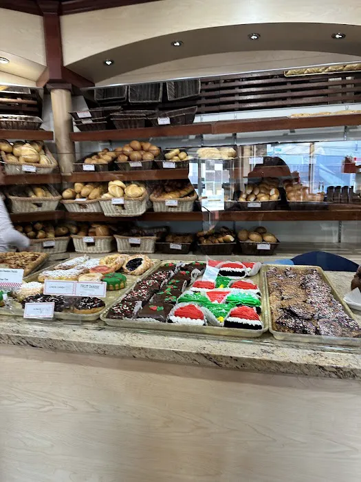 Grimaldi Bakery Picture 3
