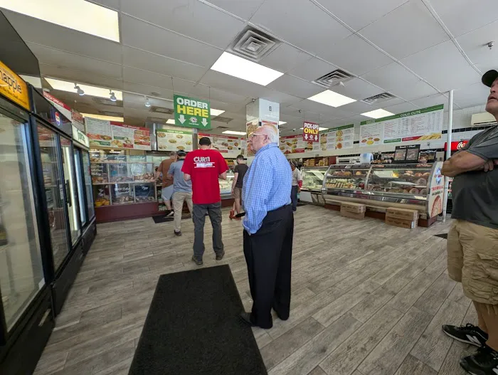 Nyack Hot Bagels and Deli Picture 4