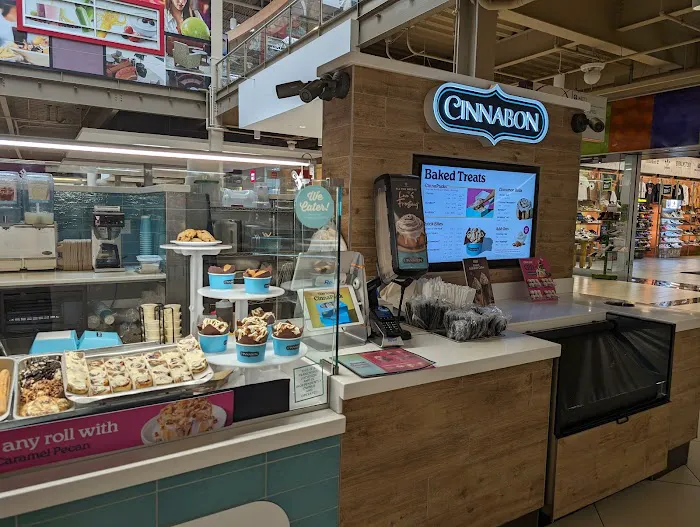Cinnabon Picture 6