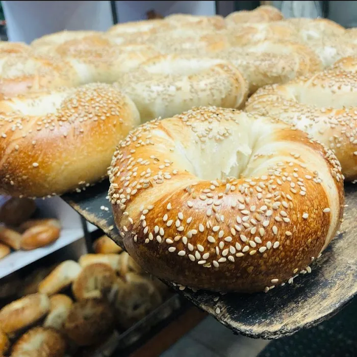 Zimi Bagel Cafe and Deli Picture 10