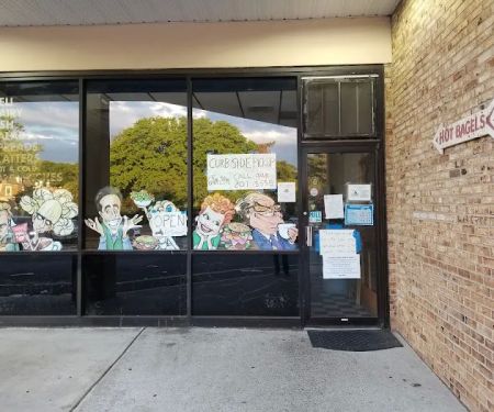 Celebrity Hot Bagels & Deli