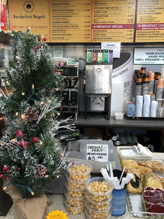 BorderLine Bagel & Deli Picture 10