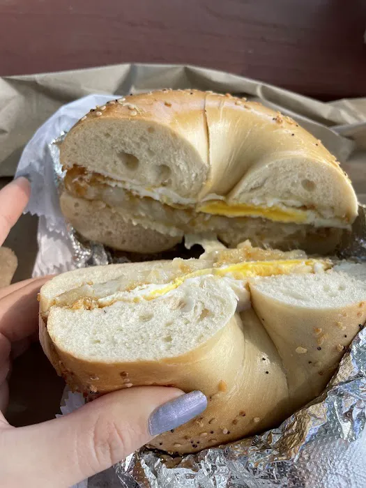 BorderLine Bagel & Deli Picture 5