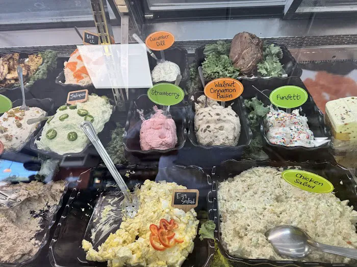 BorderLine Bagel & Deli Picture 3