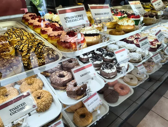 Glaze Donuts - New Milford Picture 6