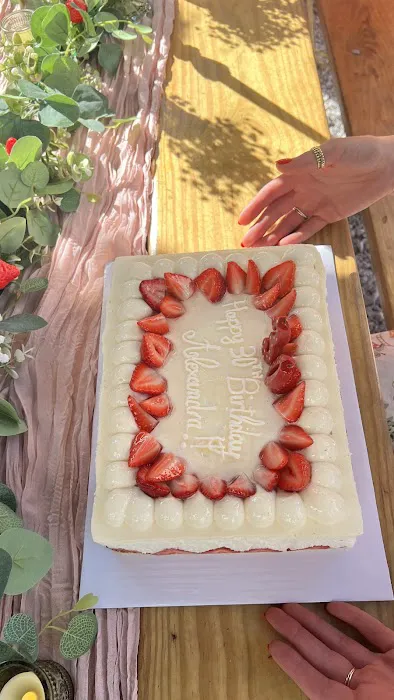 Maxine’s Bakeshop Picture 9