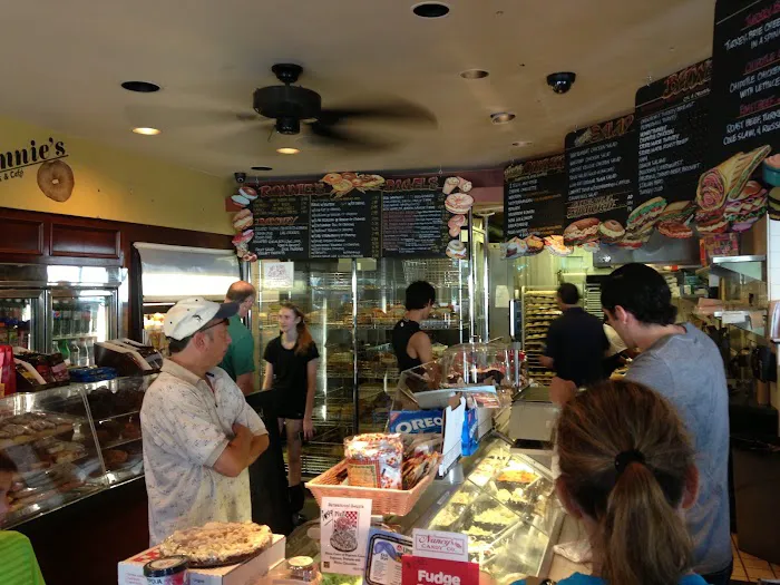 Ronnie's Hot Bagels Hillsdale Picture 9