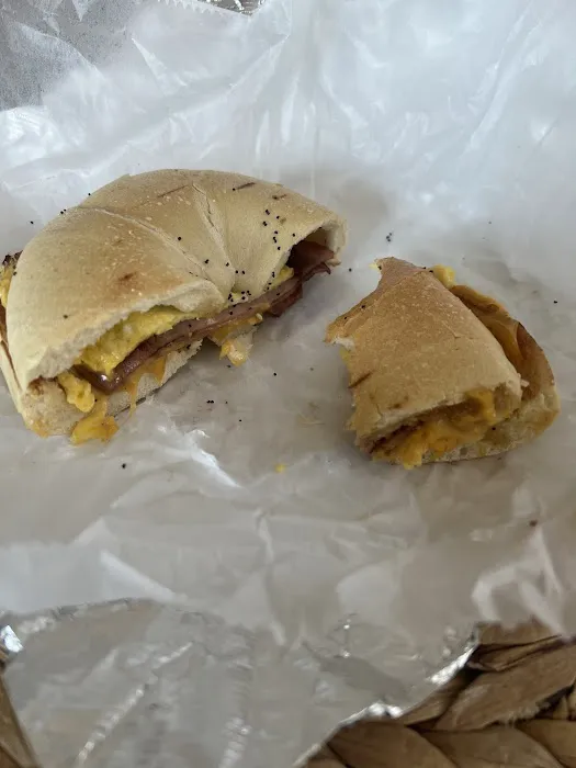 Ronnie's Hot Bagels Hillsdale Picture 2