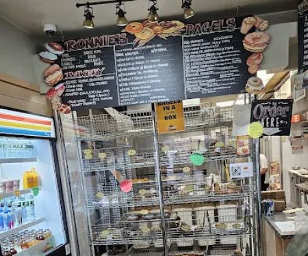 Ronnie's Hot Bagels Hillsdale