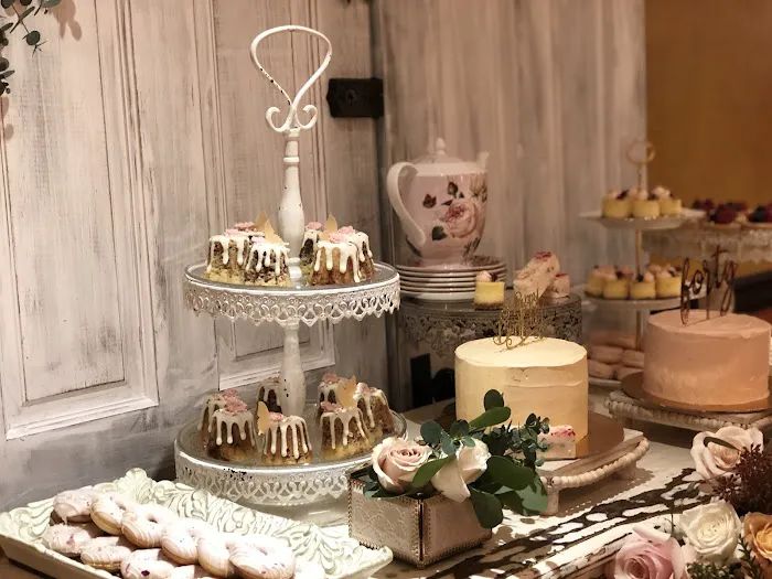 Sweet Lil Sweets Cafe Picture 3