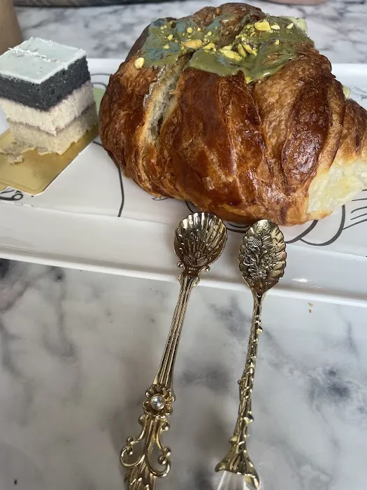 Sweet Lil Sweets Cafe Picture 6