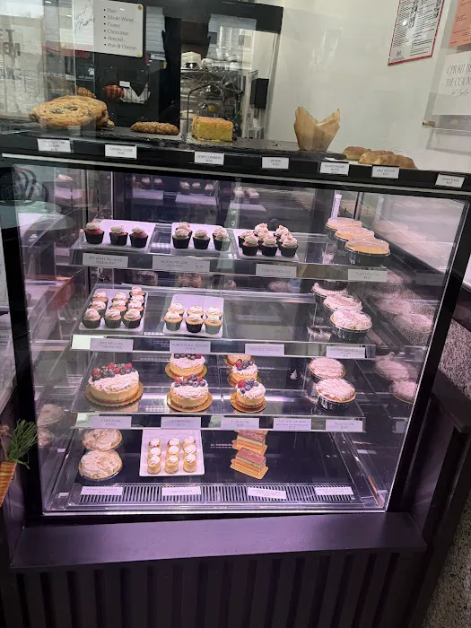 Sweet Lil Sweets Cafe Picture 8