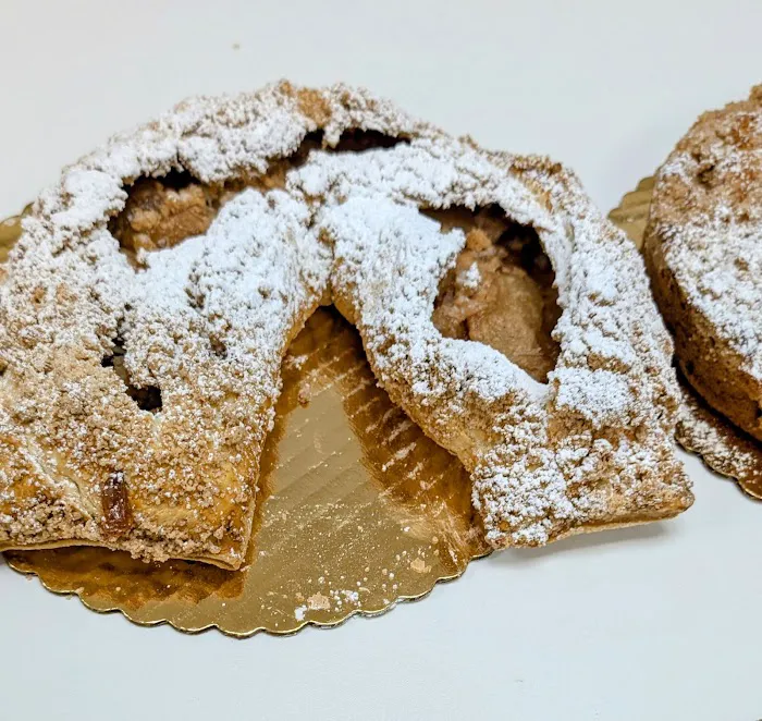 Italian American Bakery Picture 3