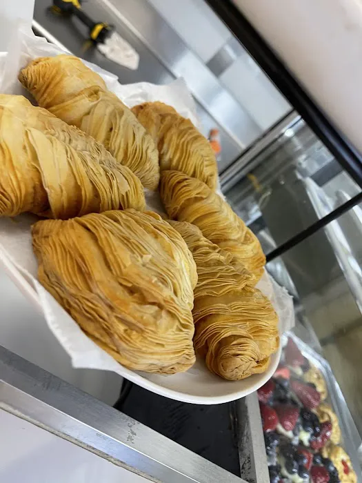 Italian American Bakery Picture 8