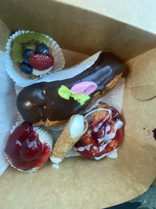 Italian American Bakery Picture 6