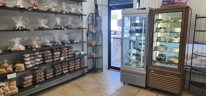 Italian American Bakery Picture 2