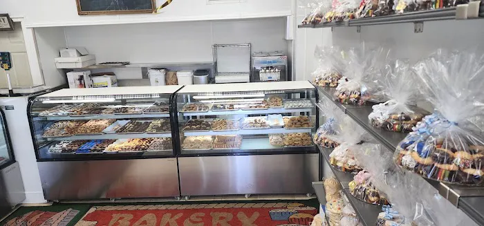 Italian American Bakery Picture 1