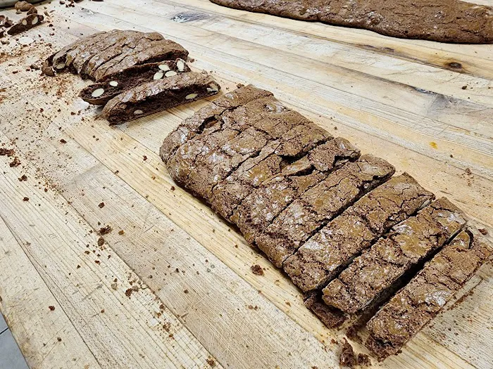 Italian American Bakery Picture 5