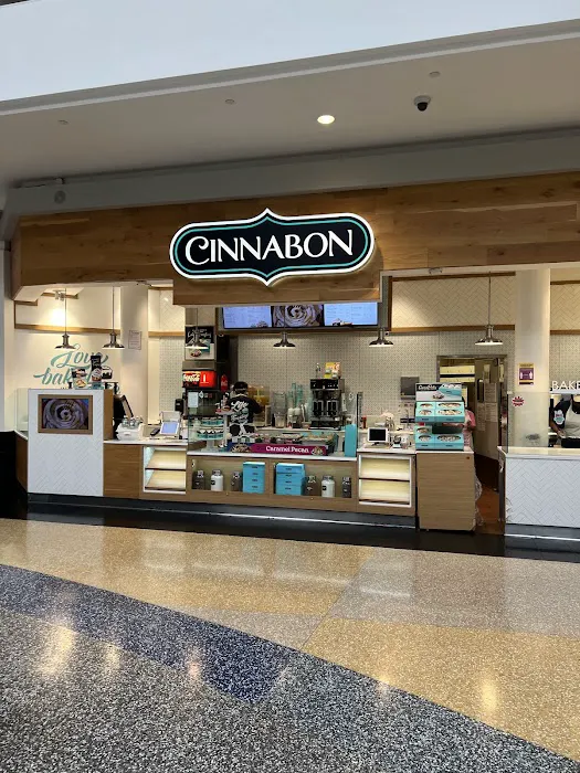 Cinnabon Picture 6