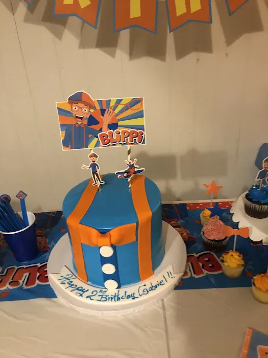 Lucy By Marina Bakery Picture 4