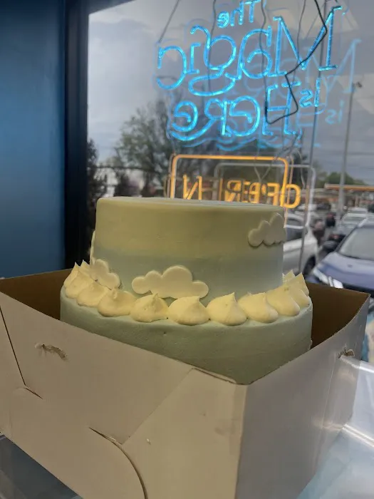 Layers Bakeshop Picture 5