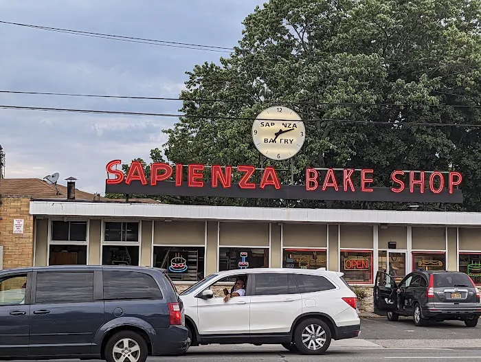 Sapienza Bake Shop Picture 10