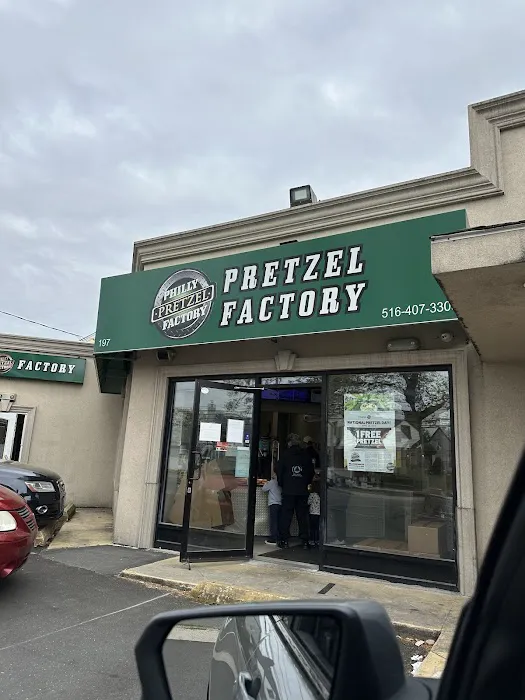 Philly Pretzel Factory Picture 8