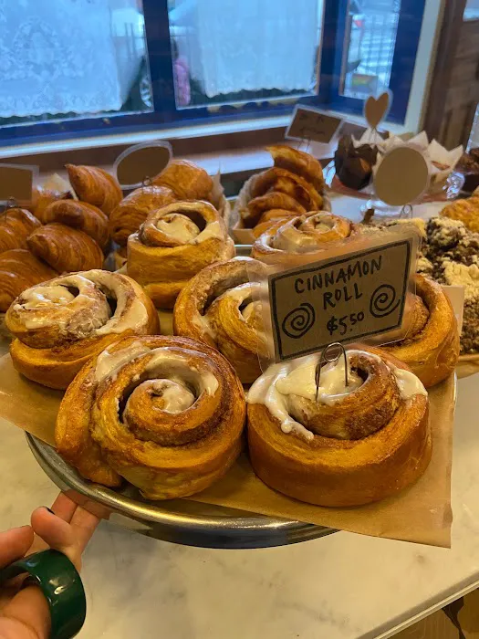 Bakeri Queens Picture 5