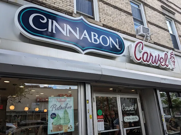 Cinnabon Picture 2