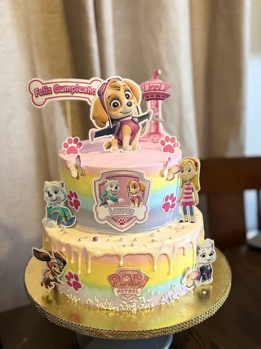 Desire's Dominican Cakes Picture 7