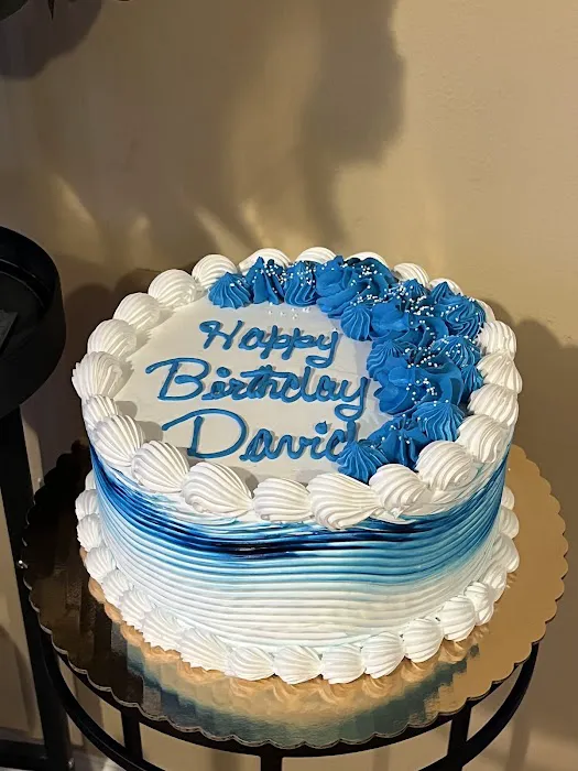 Desire's Dominican Cakes Picture 9
